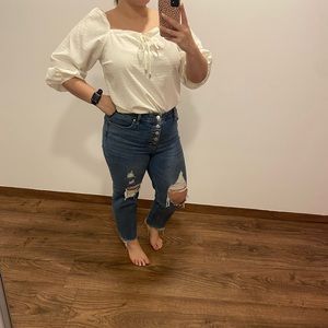 White top with ruffled sleeves